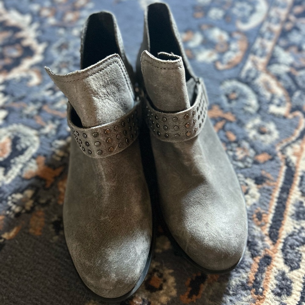 SOREL ankle booties